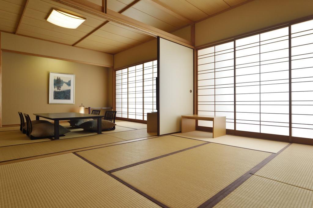 Royal Pines Hotel Urawa Saitama Bagian luar foto